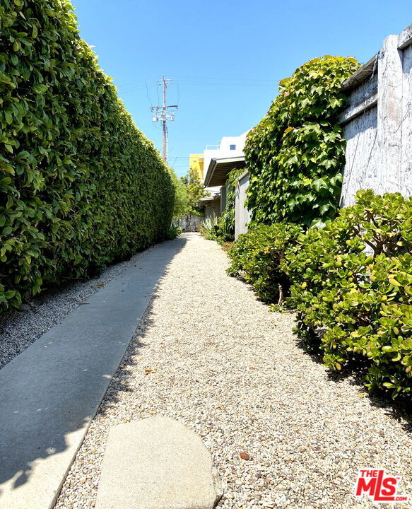 Building Photo - 1819 Euclid St