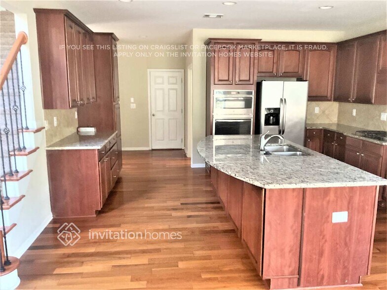 Building Photo - 5709 Jamerson Dr
