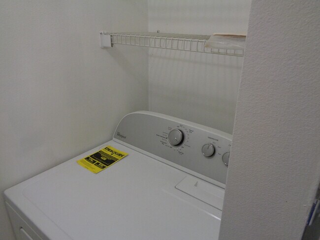 Building Photo - 2512 SE Anchorage Cove