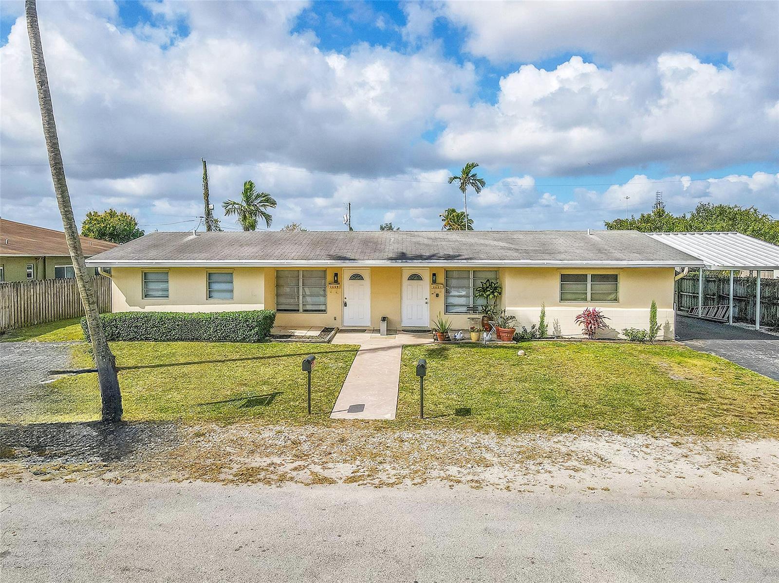 Building Photo - 4681 SW 43rd Ter