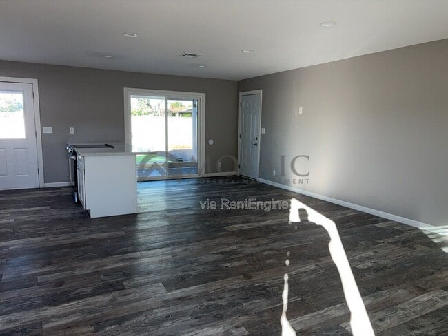 Building Photo - 270 S Dobson Rd