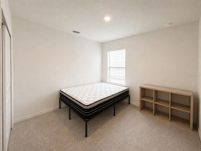 Building Photo - 5671 Nispero Wy