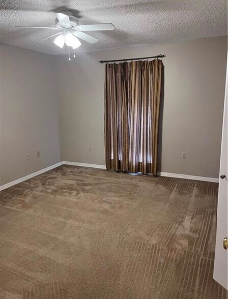 Building Photo - 1708 Brightside Dr