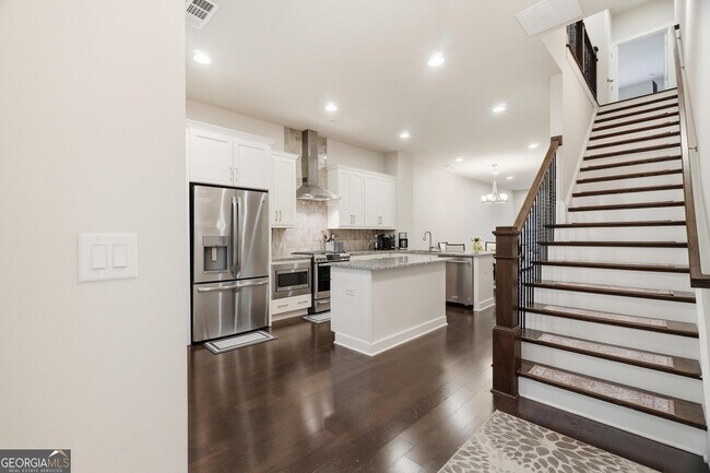 Building Photo - 4245 Deming Cir
