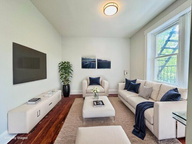 Building Photo - 265 Avenue B
