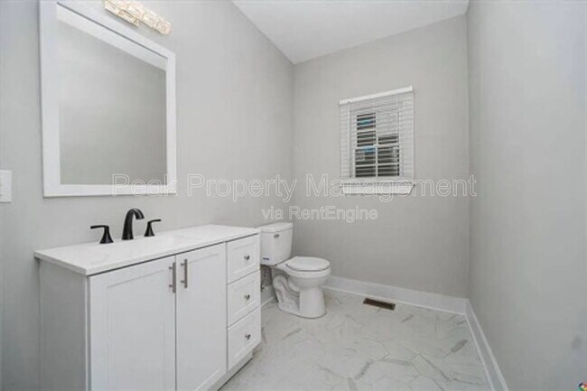 Building Photo - 1203 N 19th St