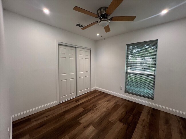 Building Photo - 1809 Pilot Way