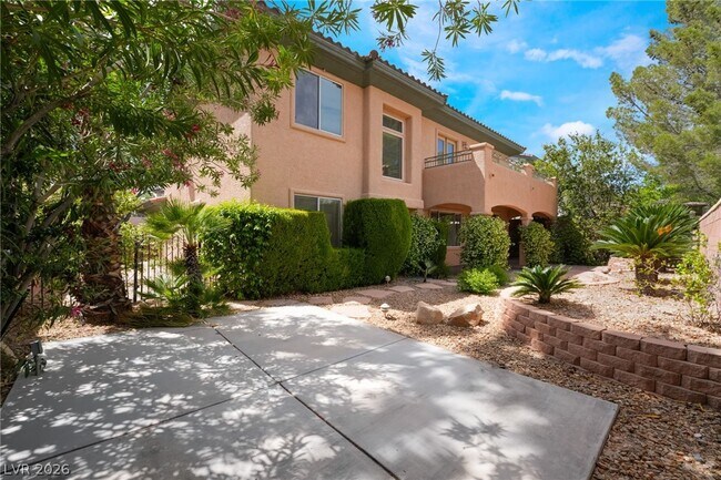 Building Photo - 224 Uccello Dr