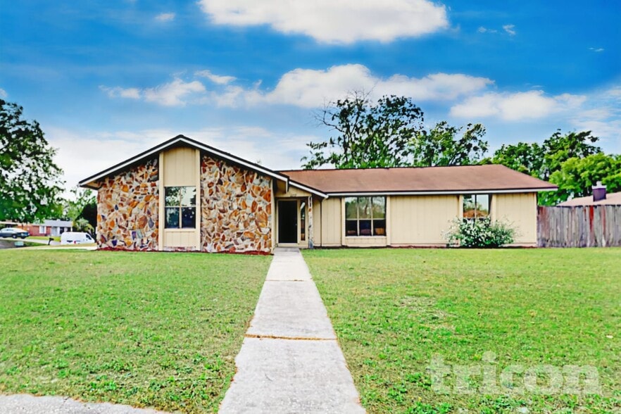 Building Photo - 2209 Constitution Dr