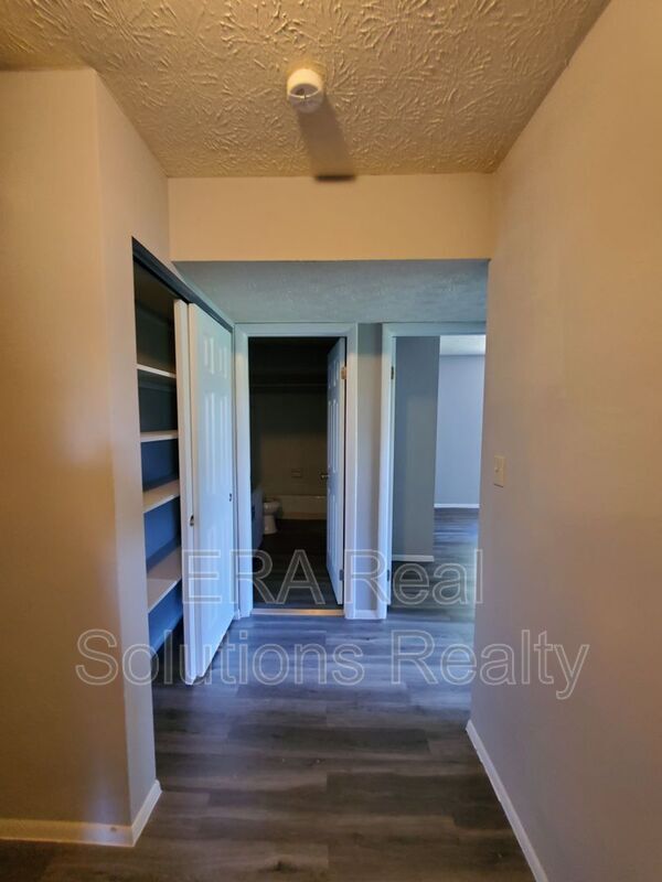 Building Photo - 2269 Courtright Rd