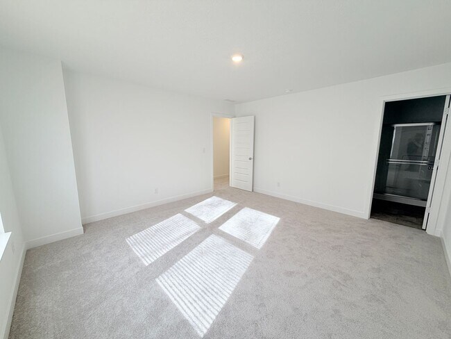 Building Photo - 7615 Marin Pkwy