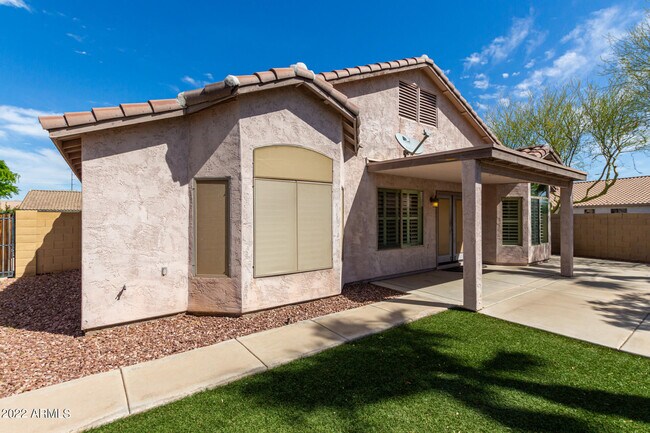 Building Photo - 433 E Jasper Dr