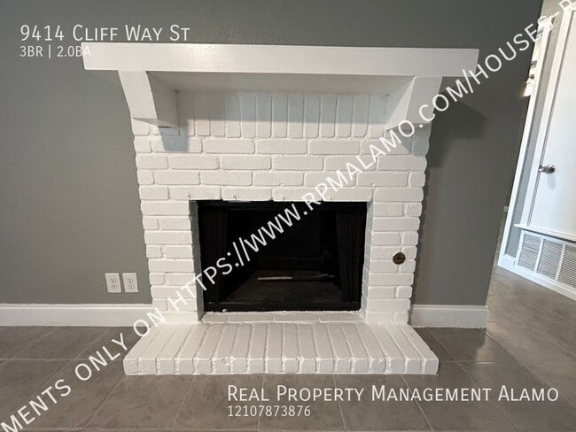 Building Photo - 9414 Cliff Way St