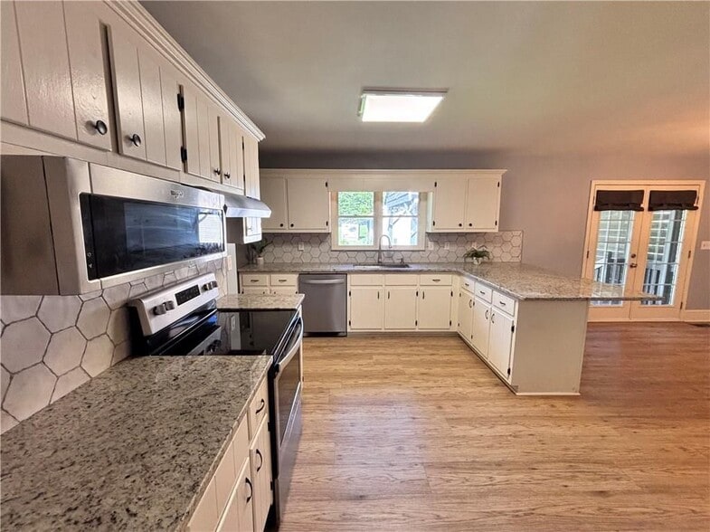 Building Photo - 462 Gibson Trail