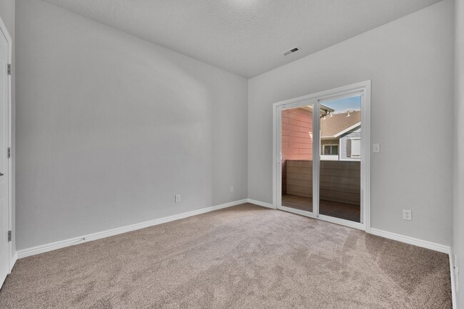 Building Photo - 32 S 1580 W
