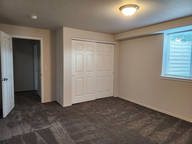 Building Photo - Beautiful 4 bedroom 2 bath Post Falls home for rent!