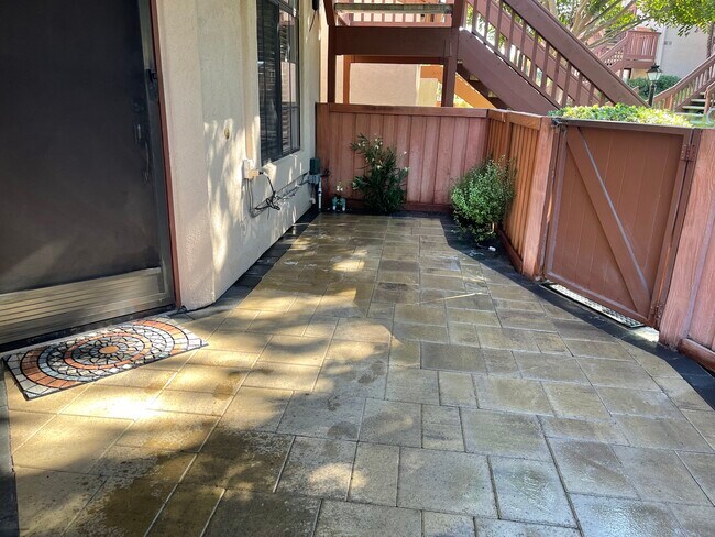 patio - 4039 Carmel View Rd