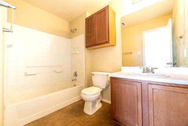 Building Photo - 6609 Plains Crest Dr