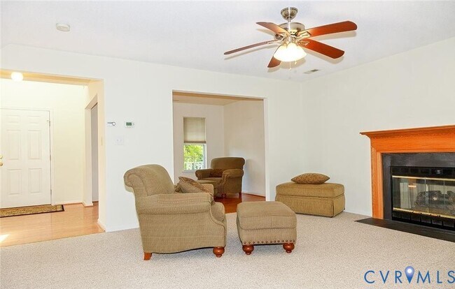 Building Photo - 3920 Pine Bluff Ct