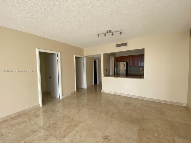 Building Photo - 11111 Biscayne Blvd
