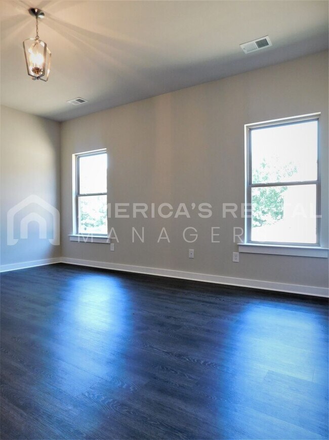 Building Photo - Home for Rent in Jasper, AL...AVAILABLE TO...