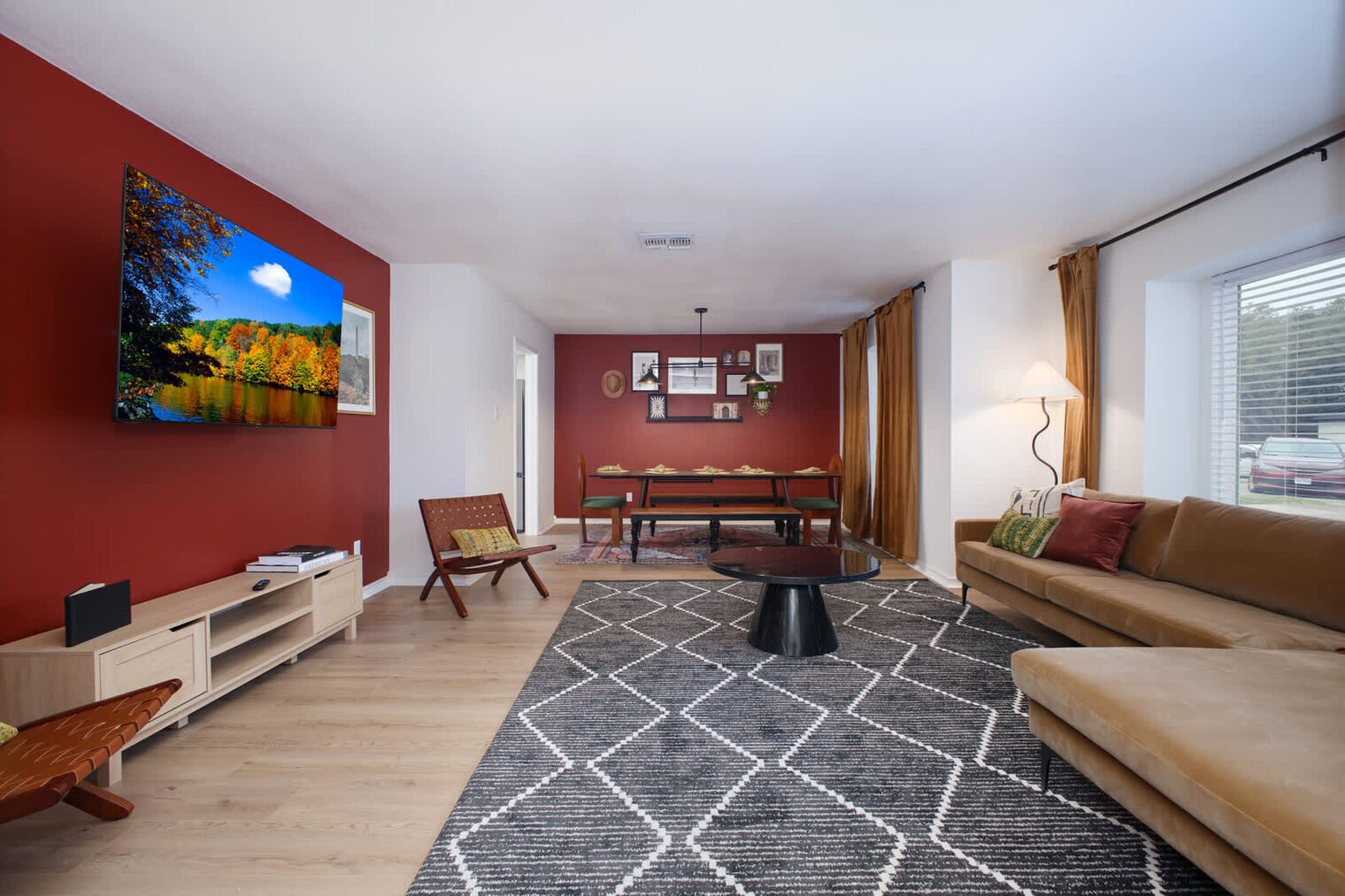 Building Photo - 2751 Forest Spur