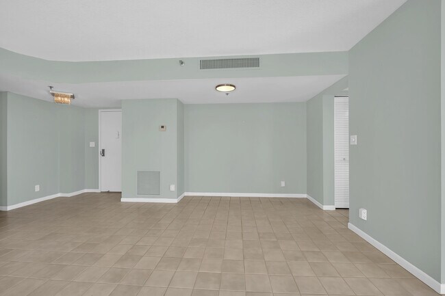 Building Photo - 1361 S Ocean Blvd