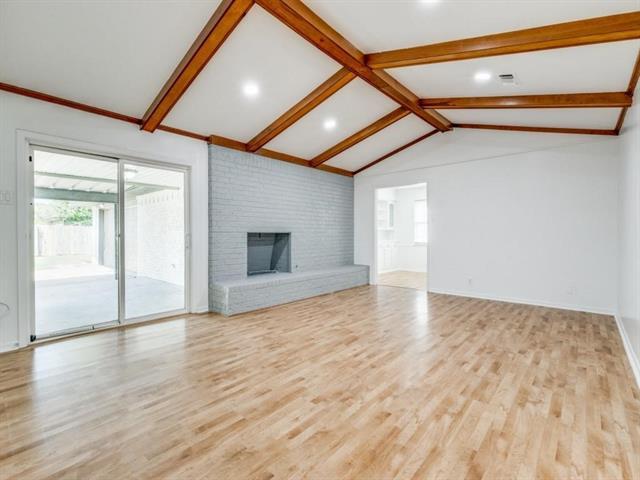 Building Photo - 1718 Crescent Dr