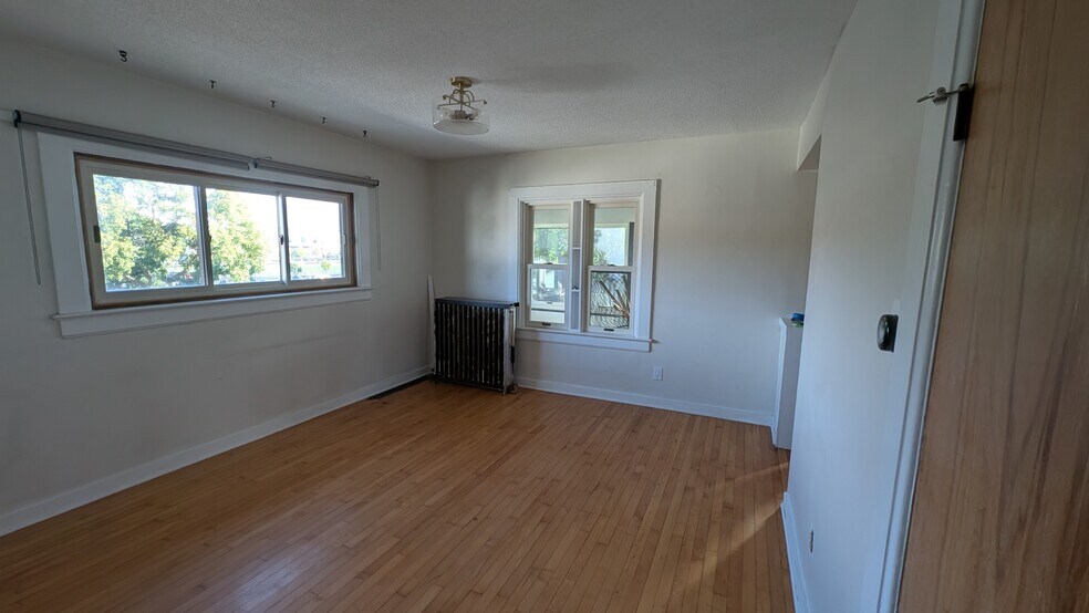 Primary Photo - 3114 19th Ave S