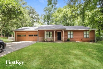 Building Photo - 1049 Rolling Green Dr