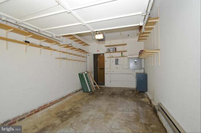 Building Photo - 2002 Peggy Stewart Way