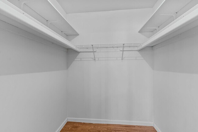 Building Photo - 14 Aster Way