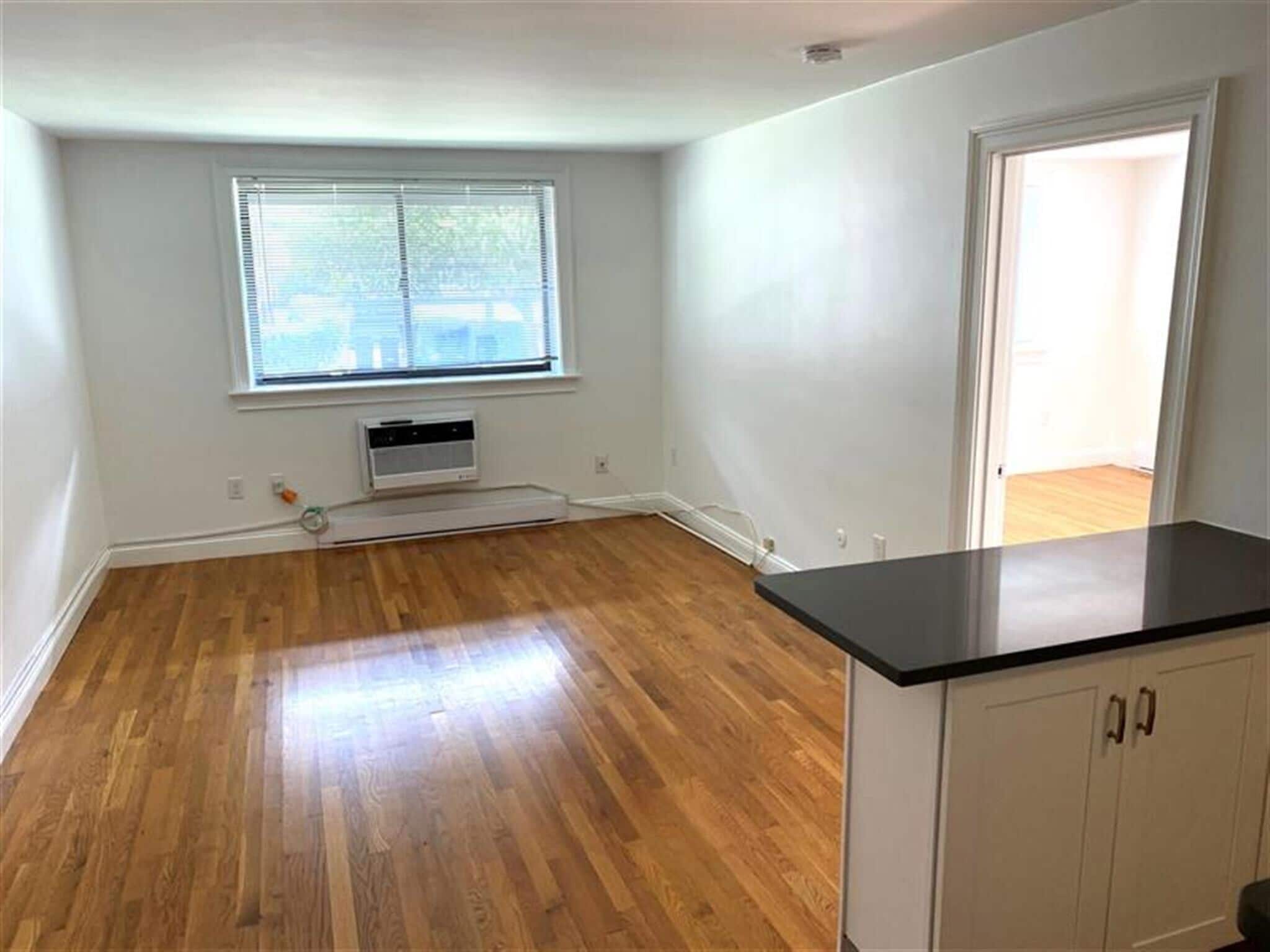 Building Photo - 134 Summer St