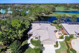 Building Photo - AVAILABLE May 1- 0CT 31ST .FURNISHED/SEASONAL.  3/2 POOL HOME IN ROSEDALE!