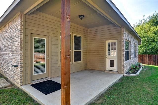 Building Photo - 708 Westgate Dr