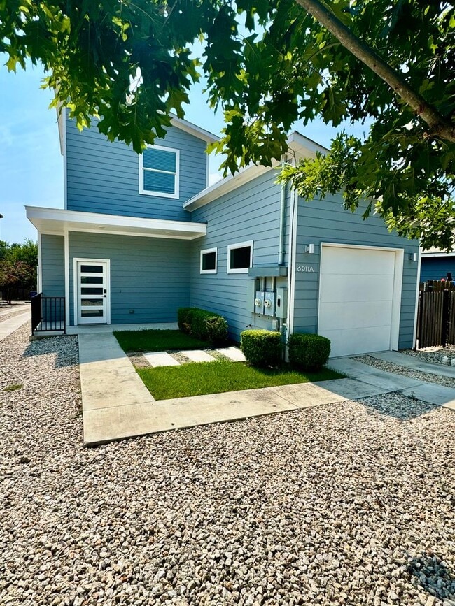 Building Photo - 6911 Meador Ave