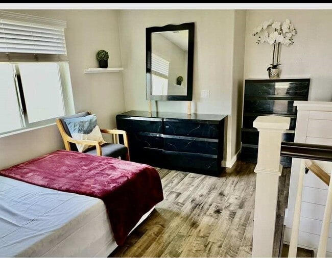 Building Photo - 31509 Tuberose Rd