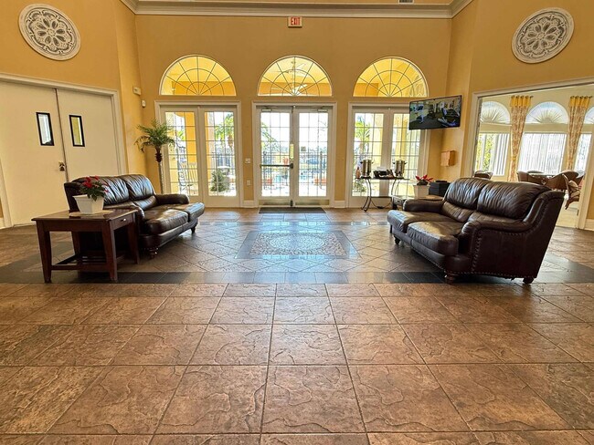 Building Photo - 4735 Vero Beach Pl