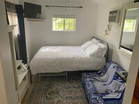 Building Photo - 12871 Bahama Ct