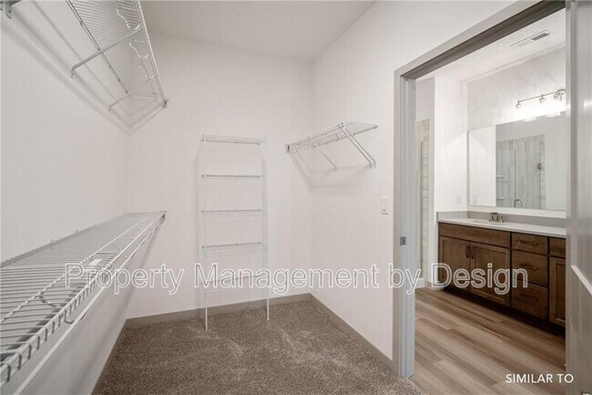 Building Photo - 8951 Calpurnia Dr