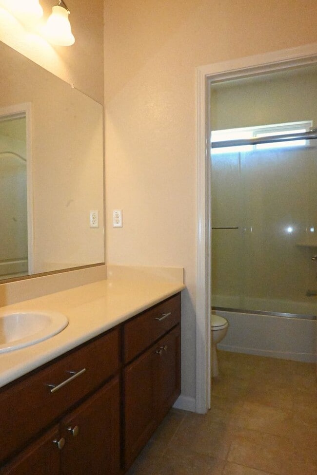 Building Photo - 8280 Columbo Cir