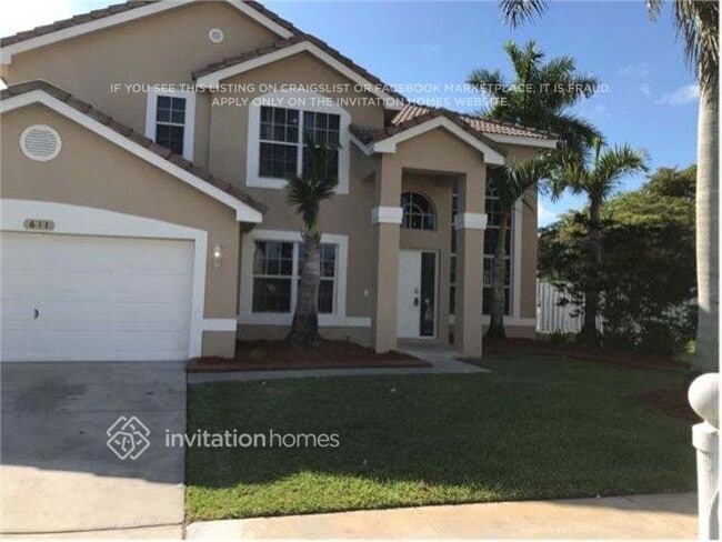 Building Photo - 611 SW 178th Way