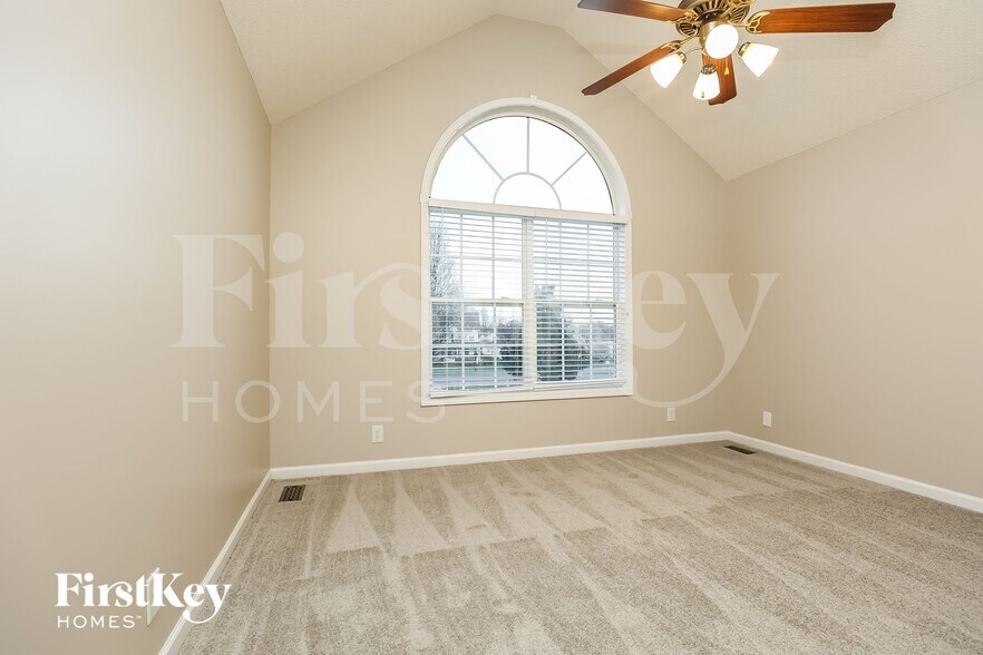 Building Photo - 3350 Sunny Slope Dr