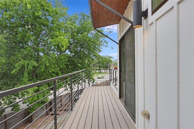 Building Photo - 108 Tillery St