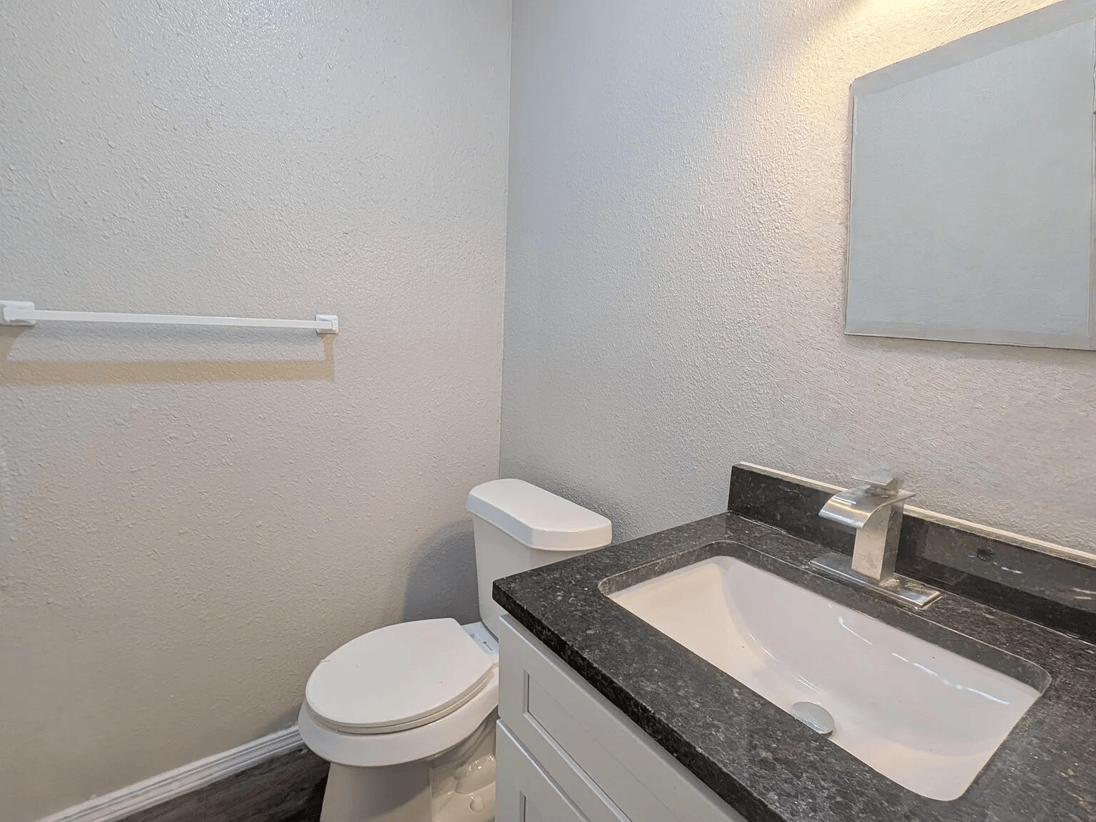 Building Photo - 5802 Magnes Ln