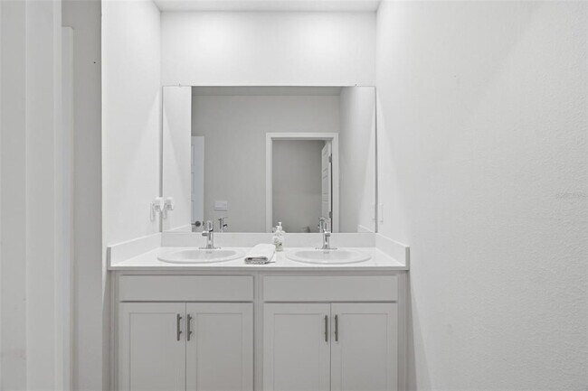 Building Photo - 18114 Wheathouse Pl