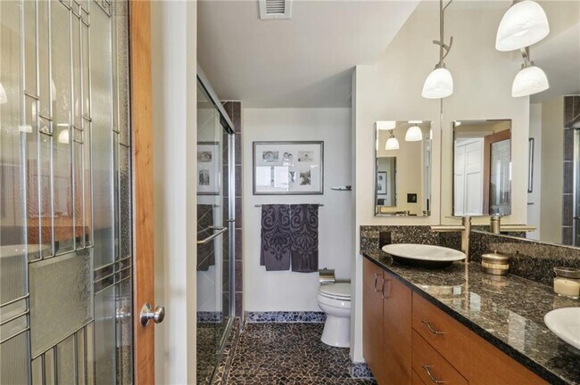 Building Photo - 1130 Piedmont Ave NE