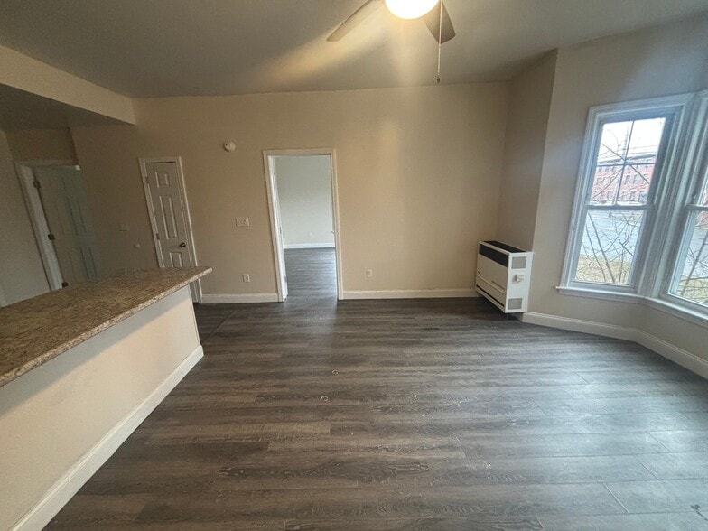 Building Photo - 253 Lisbon St