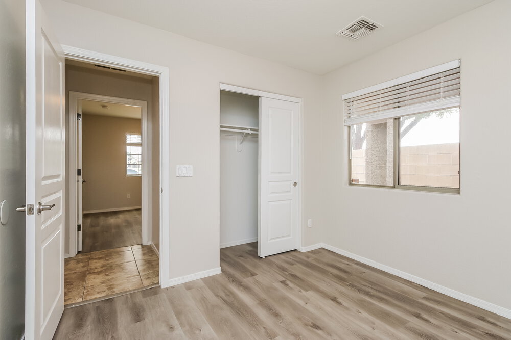 Building Photo - 1794 W Desert Canyon Dr