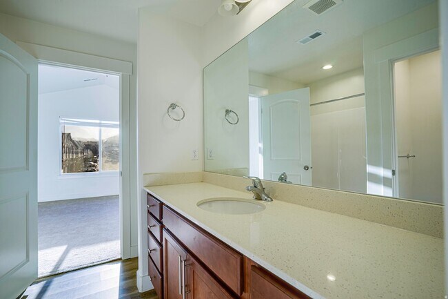 Building Photo - 1429 N 3600 W